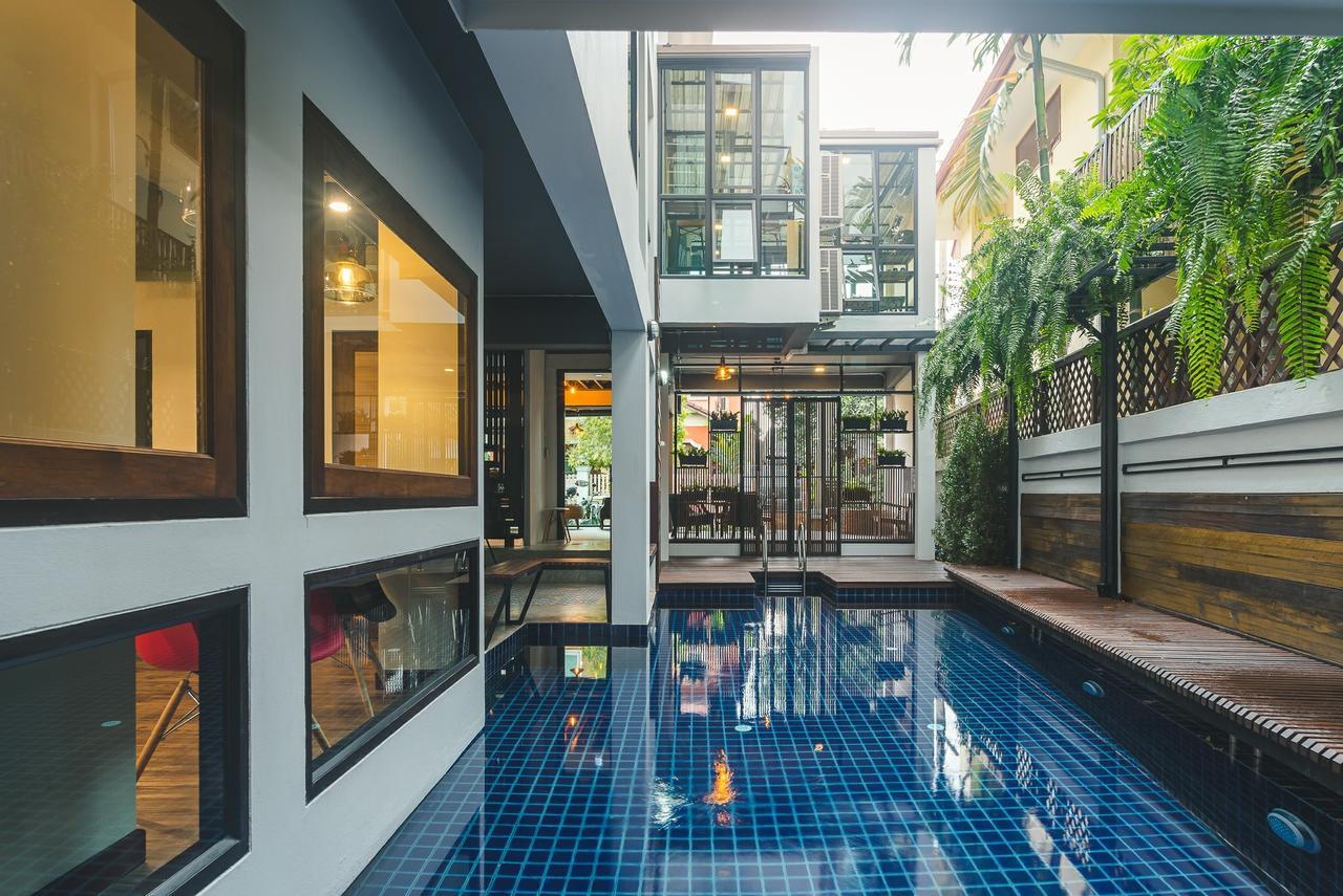 Hotel 33 Poshtel (Adults Only) Chiang Mai Zewnętrze zdjęcie