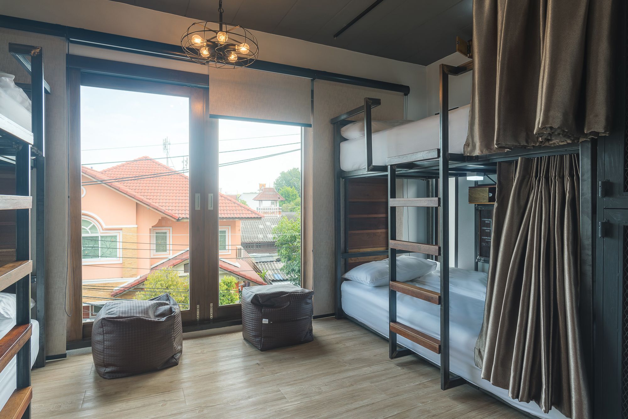 Hotel 33 Poshtel (Adults Only) Chiang Mai Zewnętrze zdjęcie