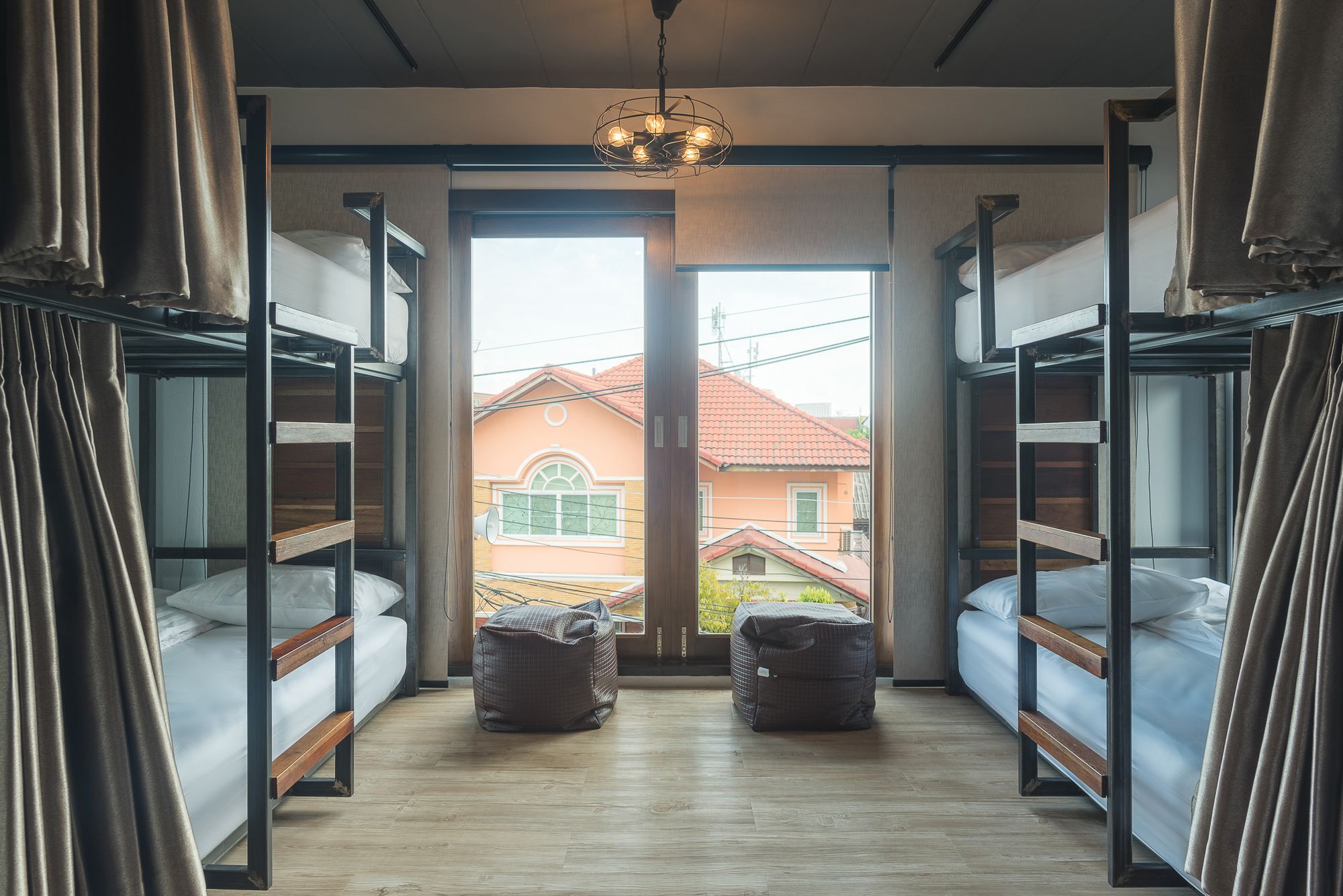 Hotel 33 Poshtel (Adults Only) Chiang Mai Zewnętrze zdjęcie