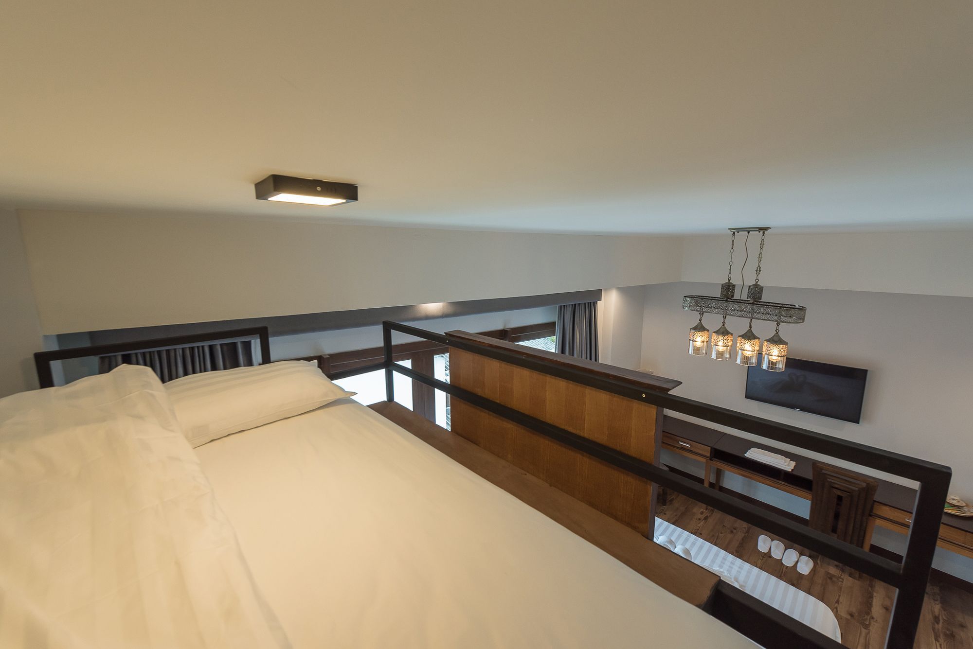 Hotel 33 Poshtel (Adults Only) Chiang Mai Zewnętrze zdjęcie